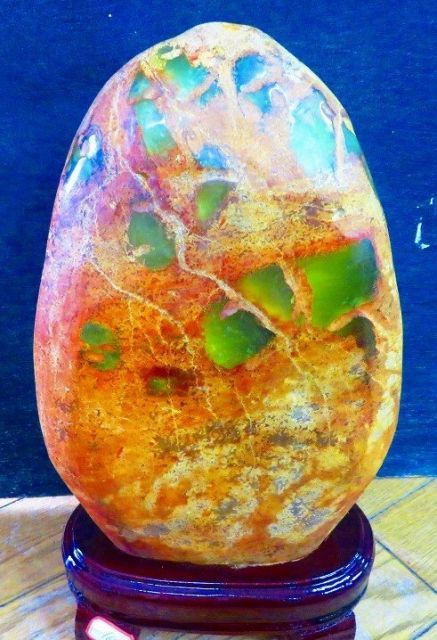 希少 ☆超綺麗見惚れるほど美しい！！！純天然糸魚川翡翠原石8.2kg