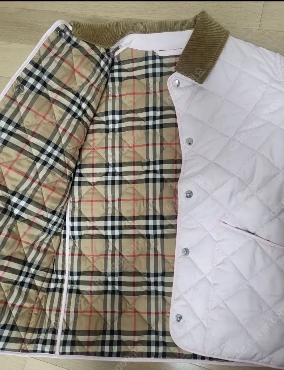 バーバリーキッズ☆キルティングジャケット☆size10 BURBERRY バーバリー キッズ キルティングジャケット (9-12歳, 140-150