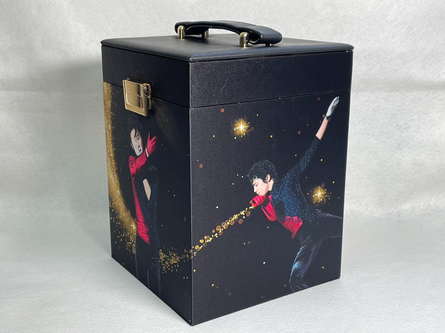 羽生結弦　雪肌精コフレボックス（箱のみ）2種類、ショッパー4種類、ポストカード 羽生結弦 雪肌精コフレボックス（箱のみ）2種類、ショッパー4種類