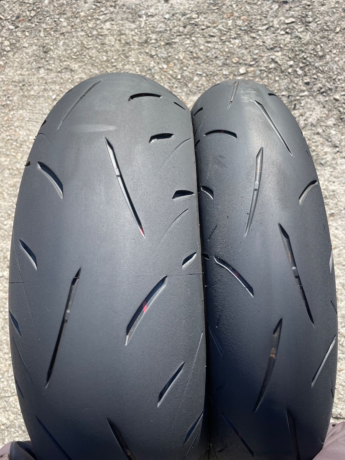 ダンロップ ロードスポーツⅡ 前後セット 120/70ZR17 180/55ZR17 385