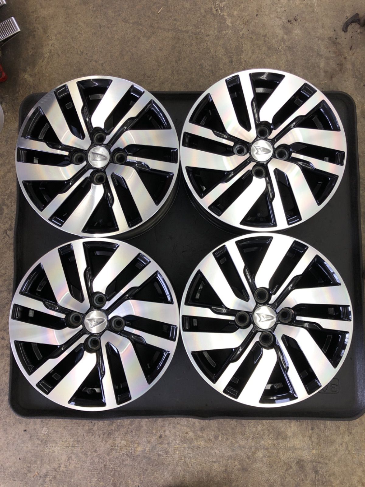 ①ダイハツ 14インチ ブーン トール 純正アルミホイール - メルカリ