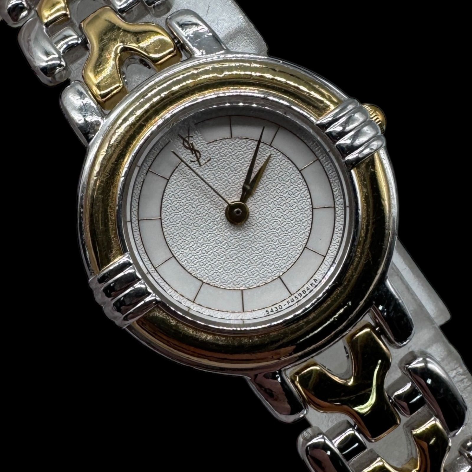 新品電池稼働 箱付き YVES SAINT LAURENT イヴサンローラン Yベルト