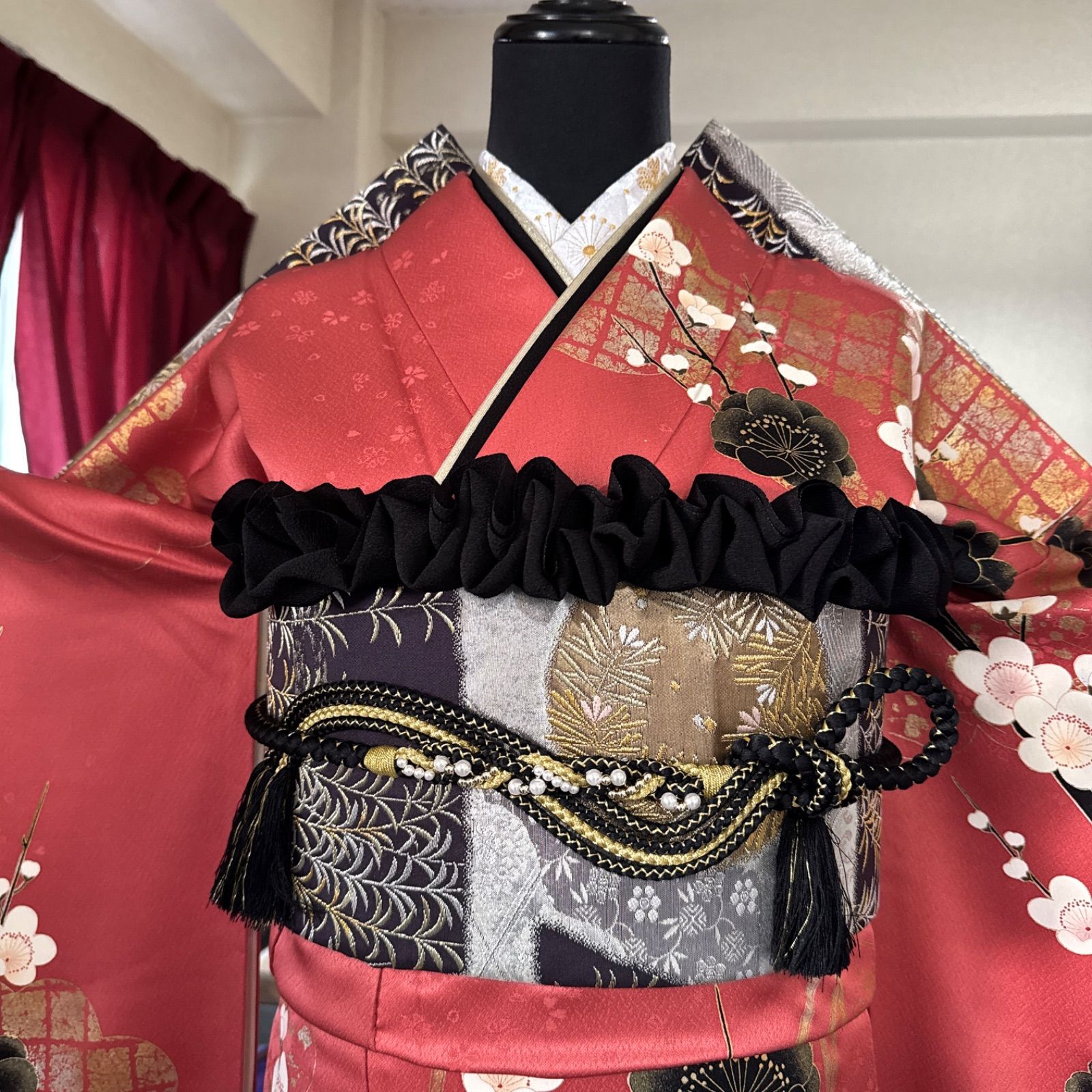 豪華振袖セット(4点)・袋帯・半衿・帯揚げ・古典柄・駒刺繍・刺繍