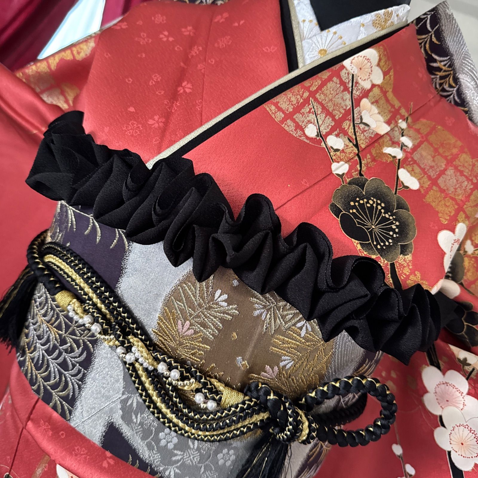 豪華振袖セット(4点)・袋帯・半衿・重ね衿・古典柄・駒刺繍・金銀彩