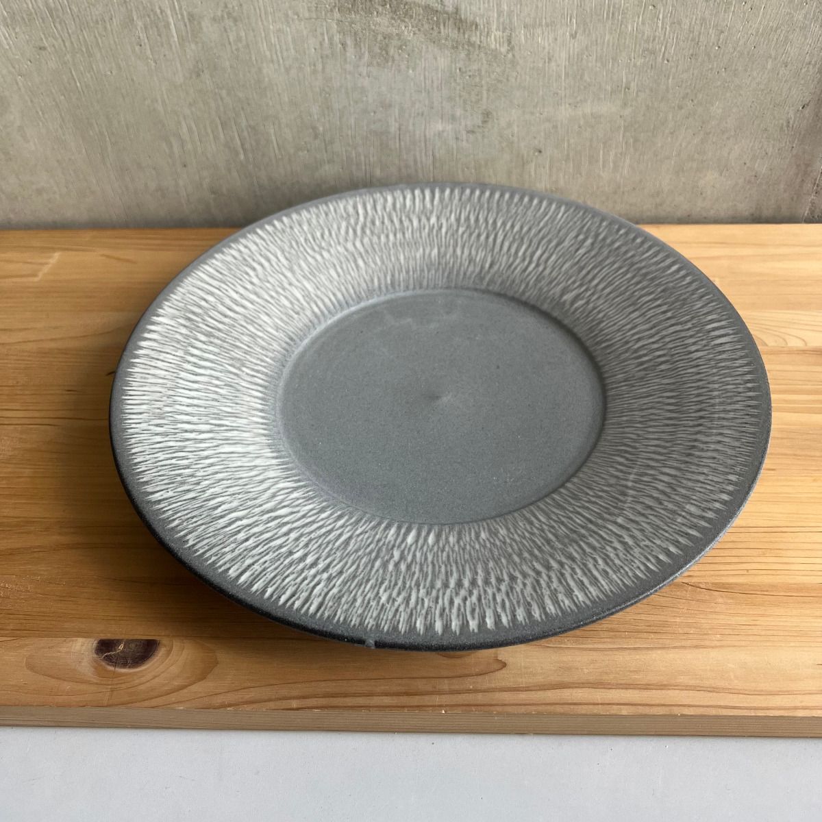 小石原焼 飛び鉋 大皿 グレー 森山實山窯 森山寛二郎 - メルカリ