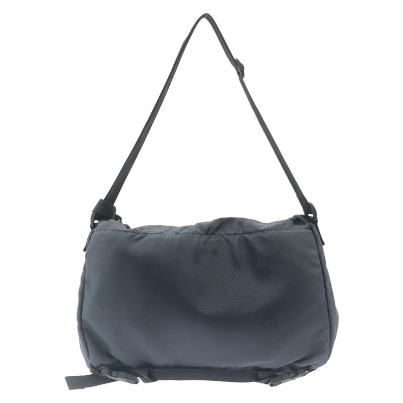 中古】Patagonia USA製 HALF MASS MESSENGER BAG 48270 パタゴニア