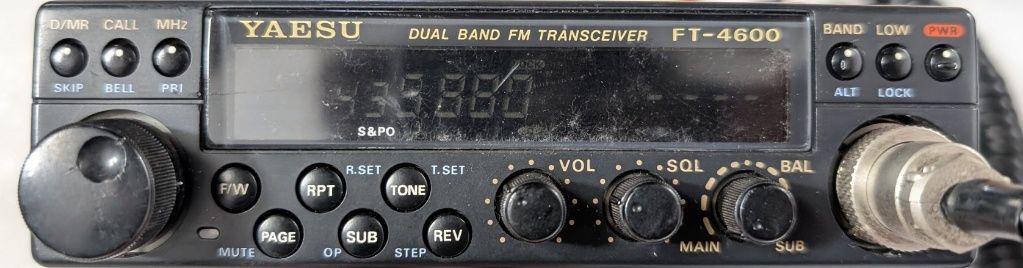 YAESU FT-4600H デュアルバンドトランシーバー50/35W 送受可 YAESU FT-4600H デュアルバンドトランシーバー50/35W 送受可