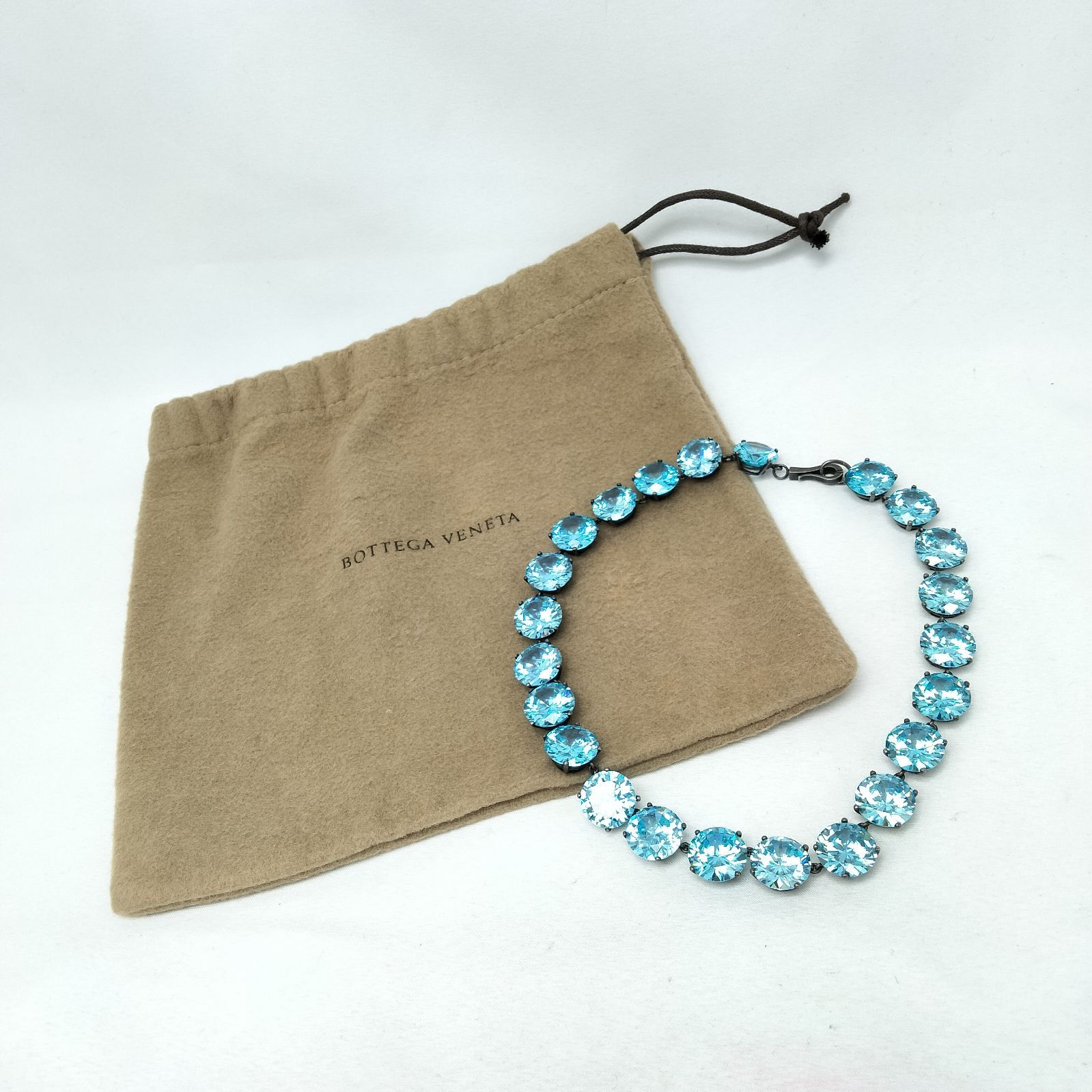 【箱なし価格】BOTTEGA VENETA ネックレス　ストーン　クリスタル ✨️BOTTEGA VENETA✨️ボッテガヴェネタ ラインストーン ネックレス