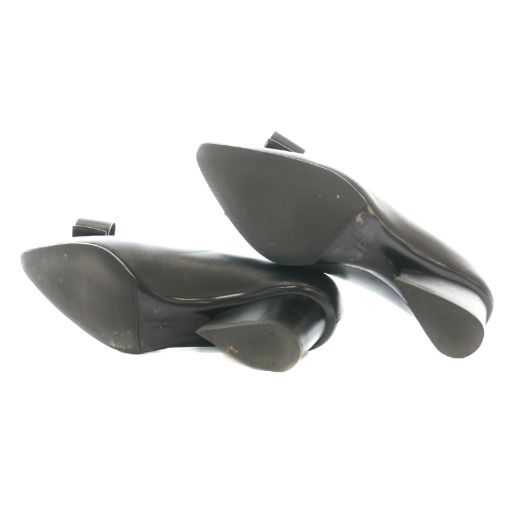 サルヴァトーレフェラガモ Salvatore Ferragamo VIVA ヴァラリボン