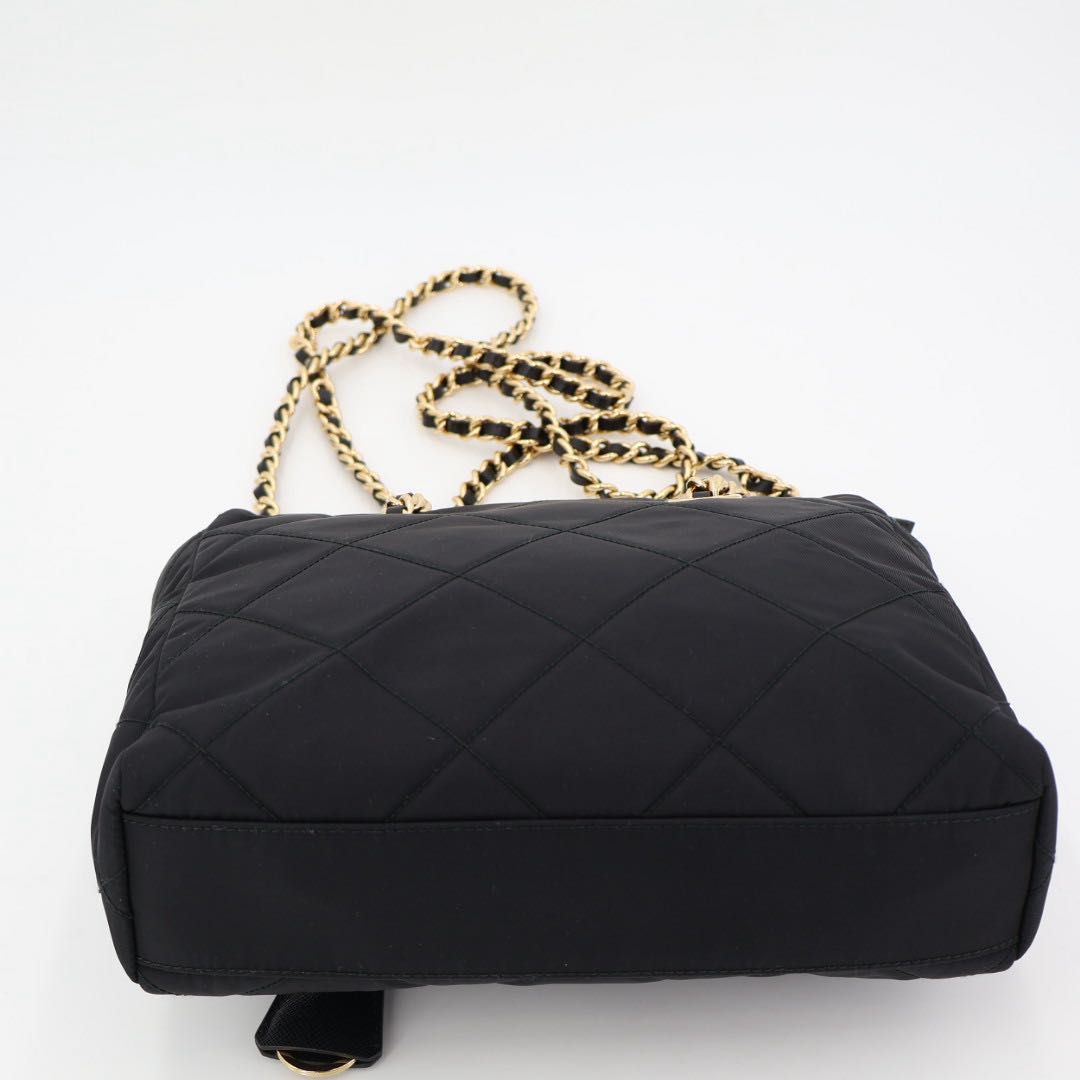 プラダ PRADA ナイロン ゴールドチェーンバッグ ブラック - メルカリ