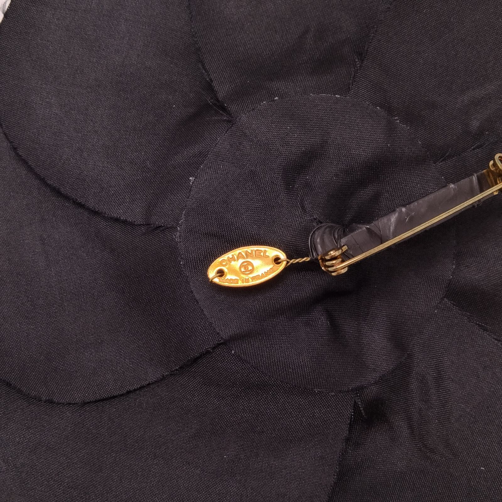 ✨CHANEL✨シャネル カメリア フラワー ブローチ ブラック - メルカリ