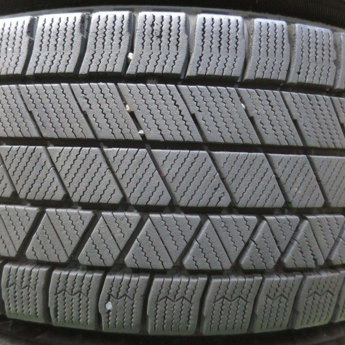 バリ溝！9分☆スタッドレス 195/60R15 ブリヂストン ブリザック VRX3 