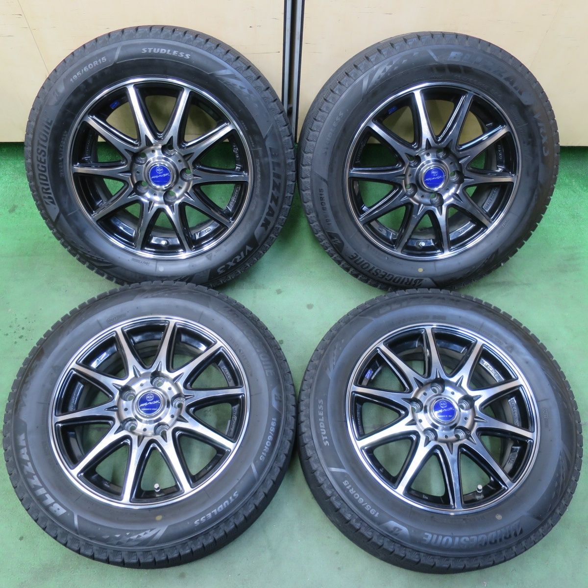 S ☺︎即購入、値段交渉OK バリ溝！9分☆スタッドレス 195/60R15 ブリヂストン ブリザック VRX3