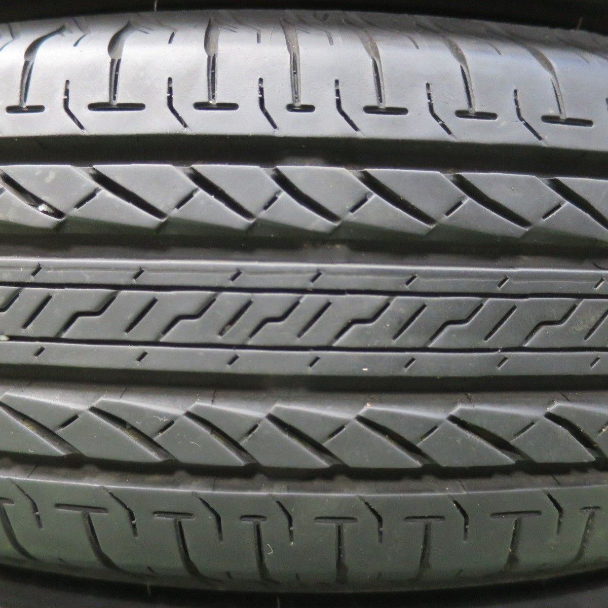 バリ溝！24年！8.5分☆ジムニー 等 175/80R16 ブリヂストン デューラー 
