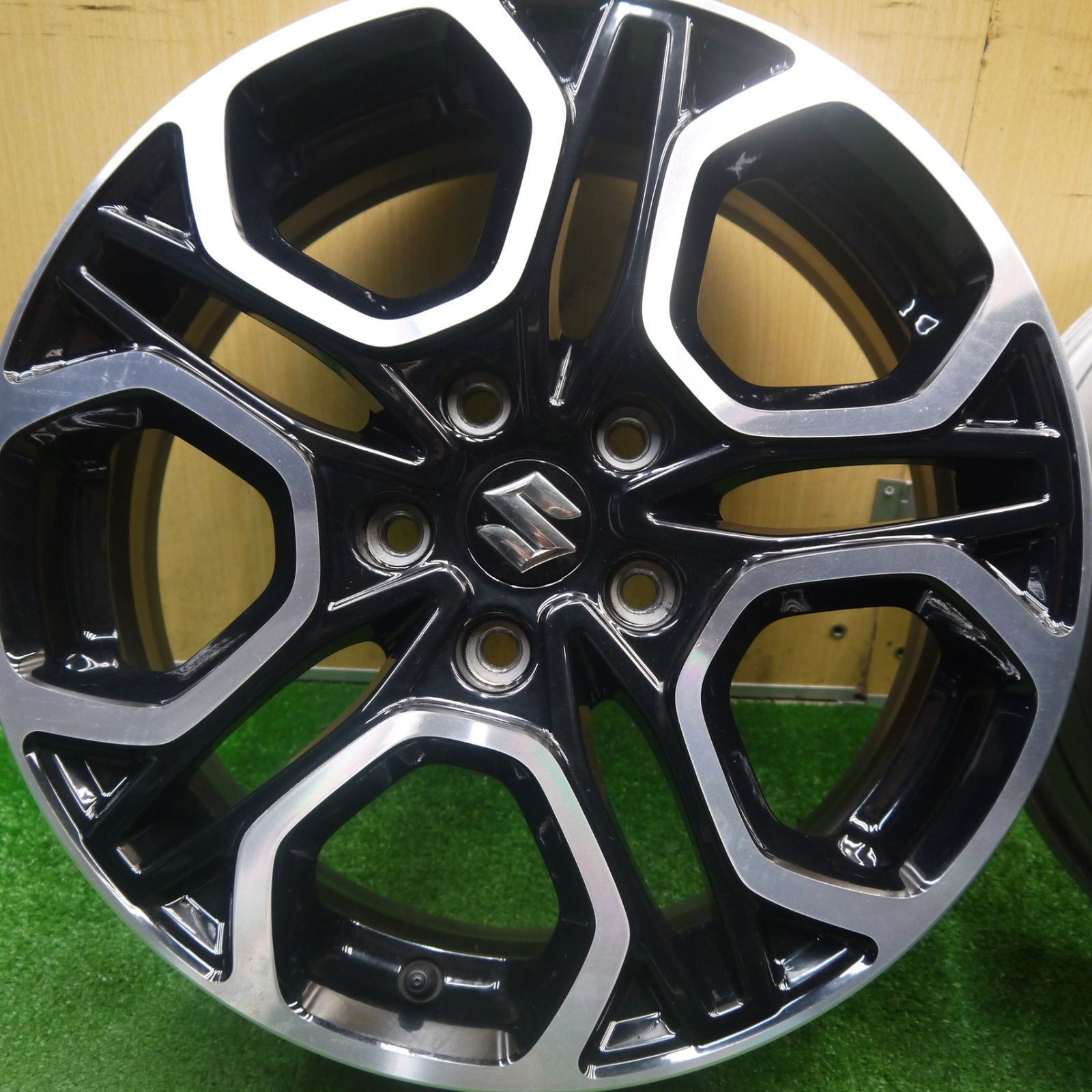 送料無料] 4本価格☆スズキ ZC33S スイフト スポーツ 純正 ホイール 17