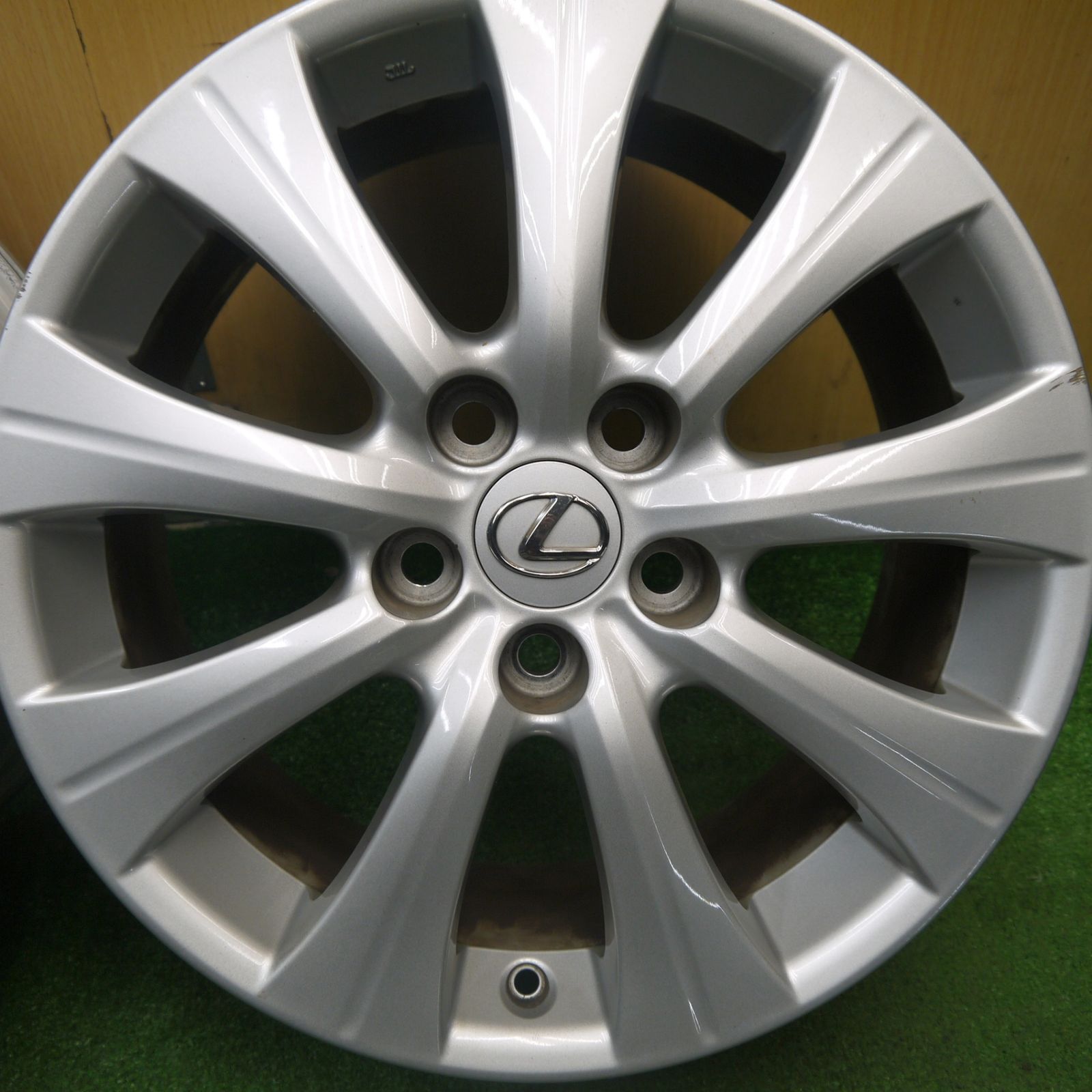 送料無料] キレイ☆レクサス GS 純正 ホイール 17インチ 17×7.5J