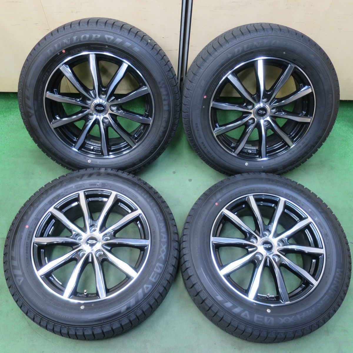 バリ溝！22年！キレイ！9.5分☆スタッドレス 225/60R17 ダンロップ