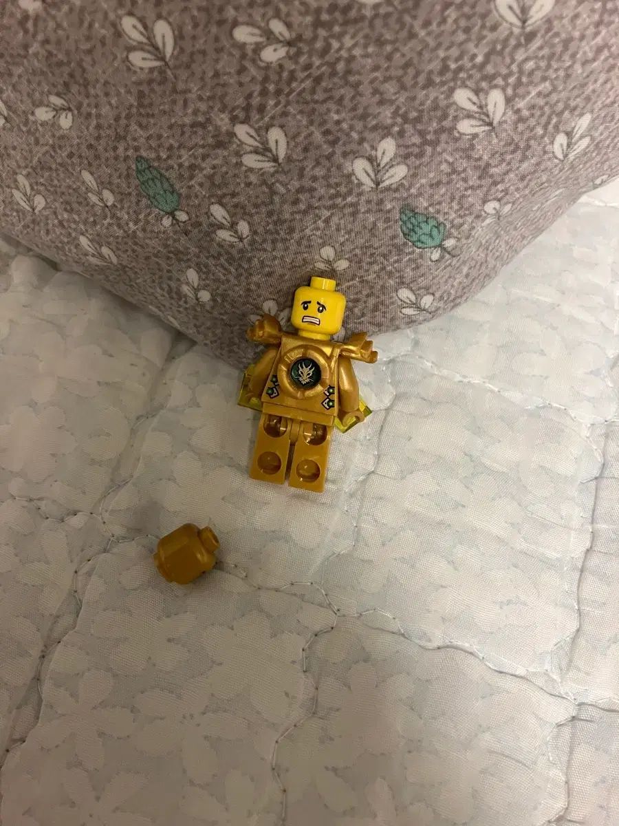 ニンジャゴー GOLD 忍者 ミニフィギュア