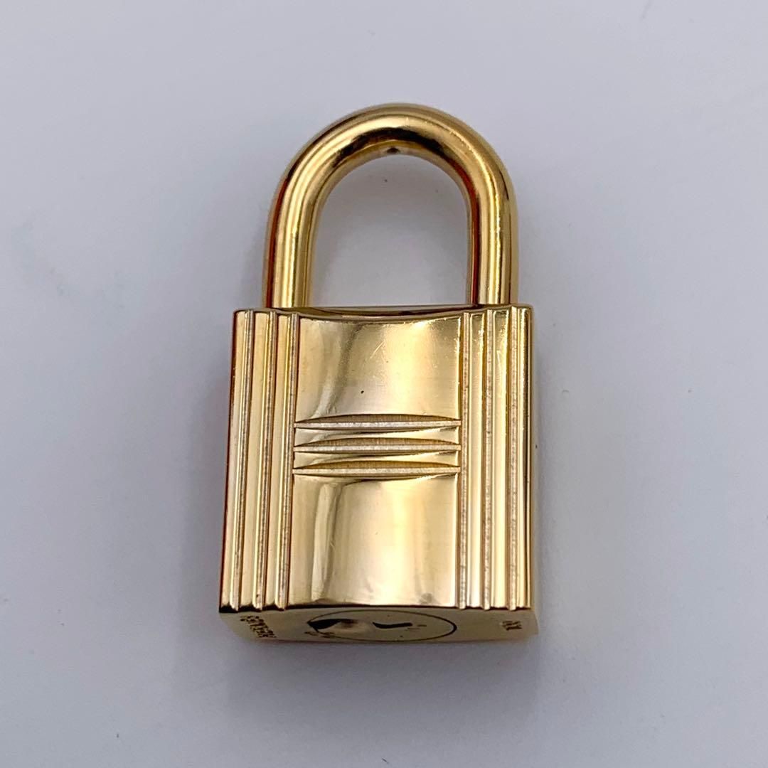 HERMES エルメス カデナ 120番 ゴールド 24Kメッキ 鍵付き 南京錠 エルメス カデナ 24Kメッキ No.100 100番 鍵付き カデナキー