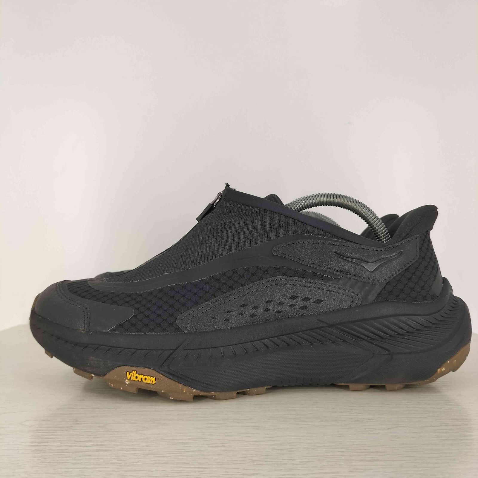 ホカオネオネ HOKA ONE ONE U PROJECT TRANSPORT メンズ JPN：27.5 