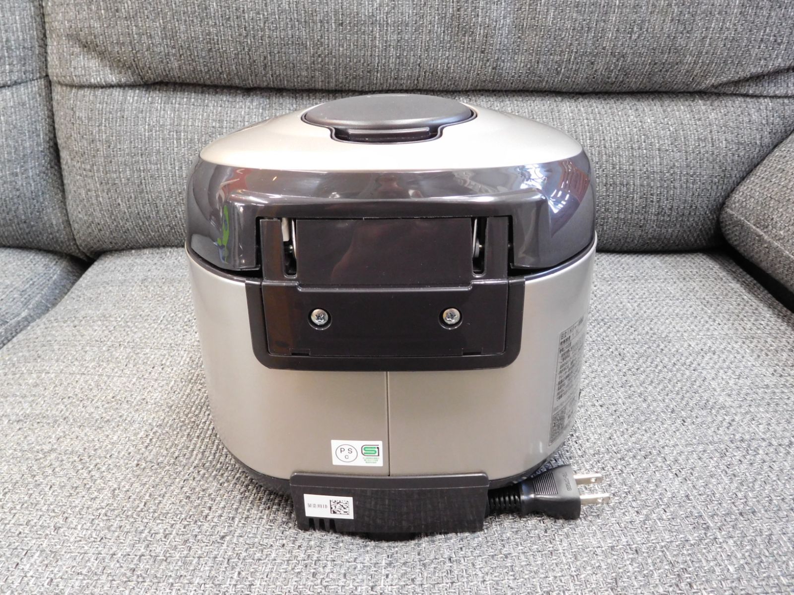 日立 圧力IH炊飯器 RZ-H10EJ シルバーメタリック 5.5合炊き 黒厚鉄釜