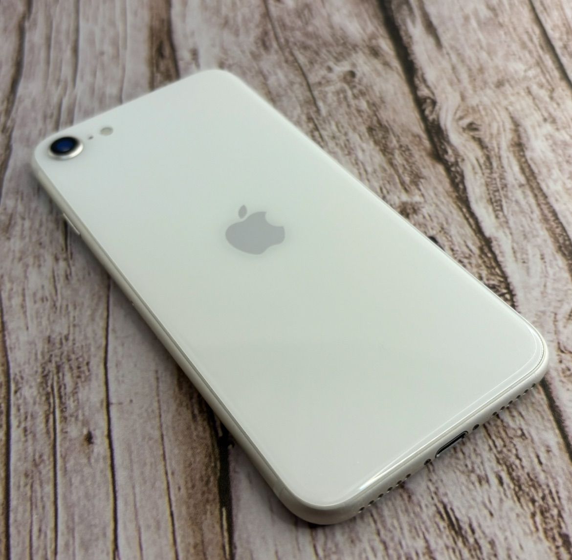 iPhone SE3 ホワイト 本体 128G SIMフリー B】iPhone SE3 128 GB SIM