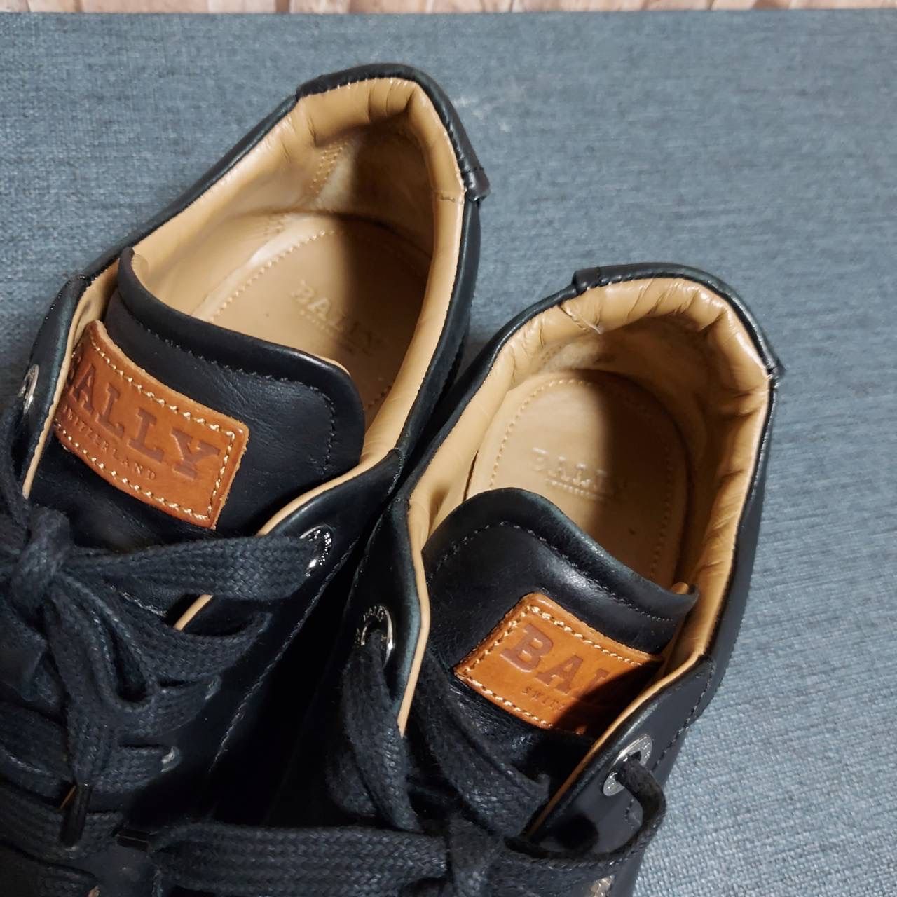 BALLY バリー レザー スニーカー ブラック 37 レディース 茶色 