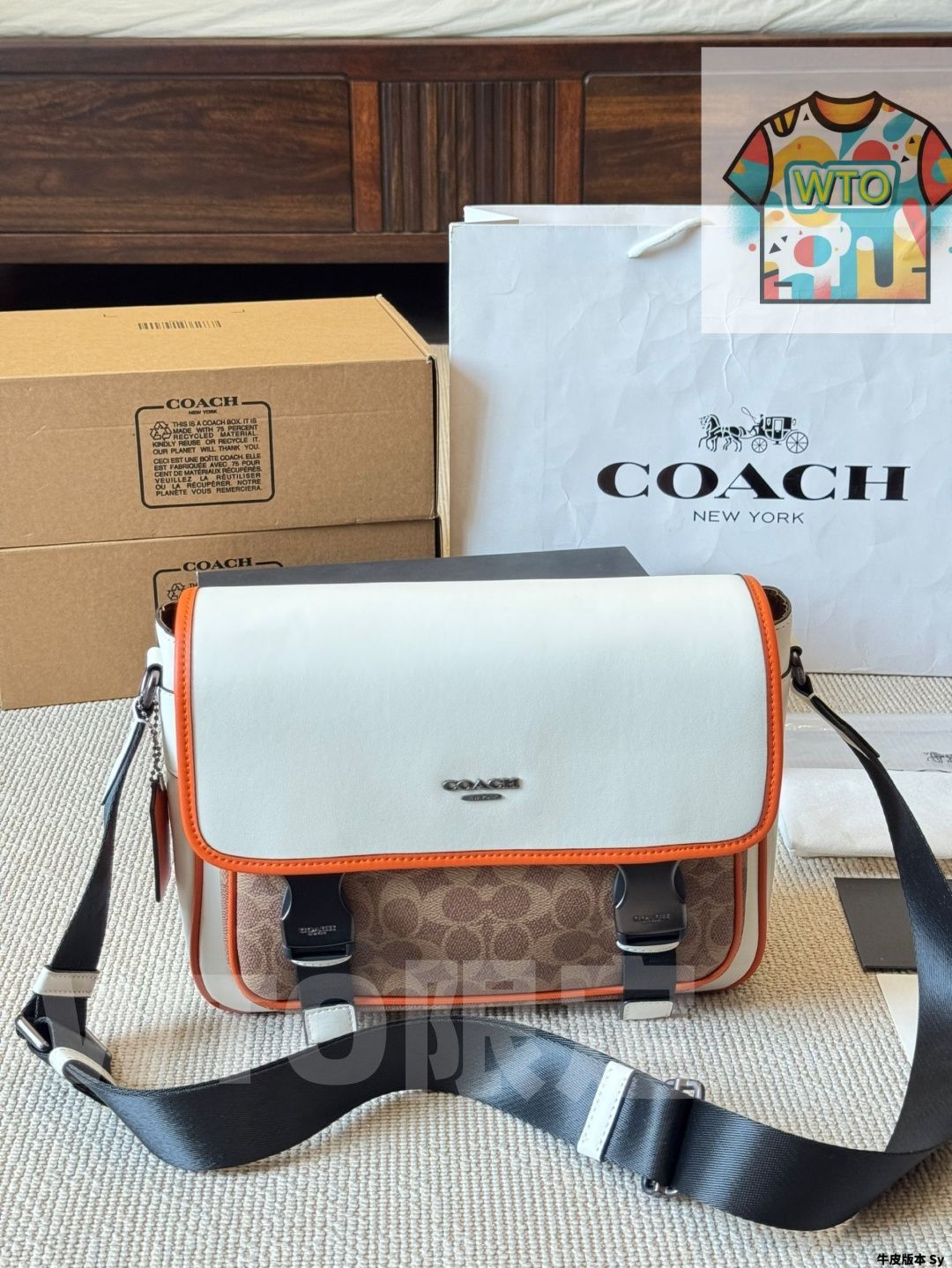 シーゲル、COACH ホワイト/グレー/オレンジ希少品です。 今日特価】Coach コーチ レーサークロスボディ新作 スモークグレーで