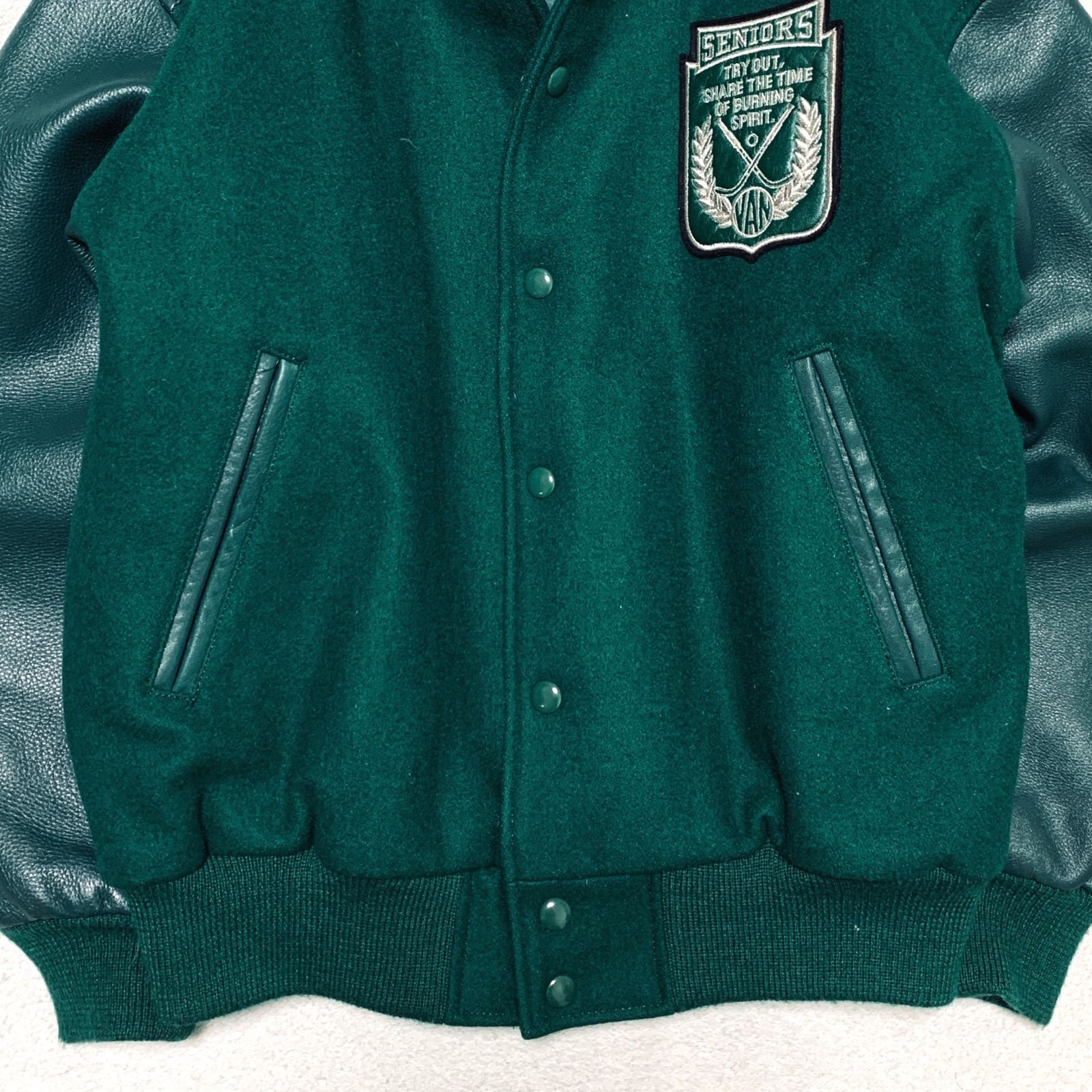 希少✨VAN JACKET スタジャン 緑 アーチロゴ ワッペン グリーン VAN JACKET スタジャン バーシティジャケット アワードジャケット 襟