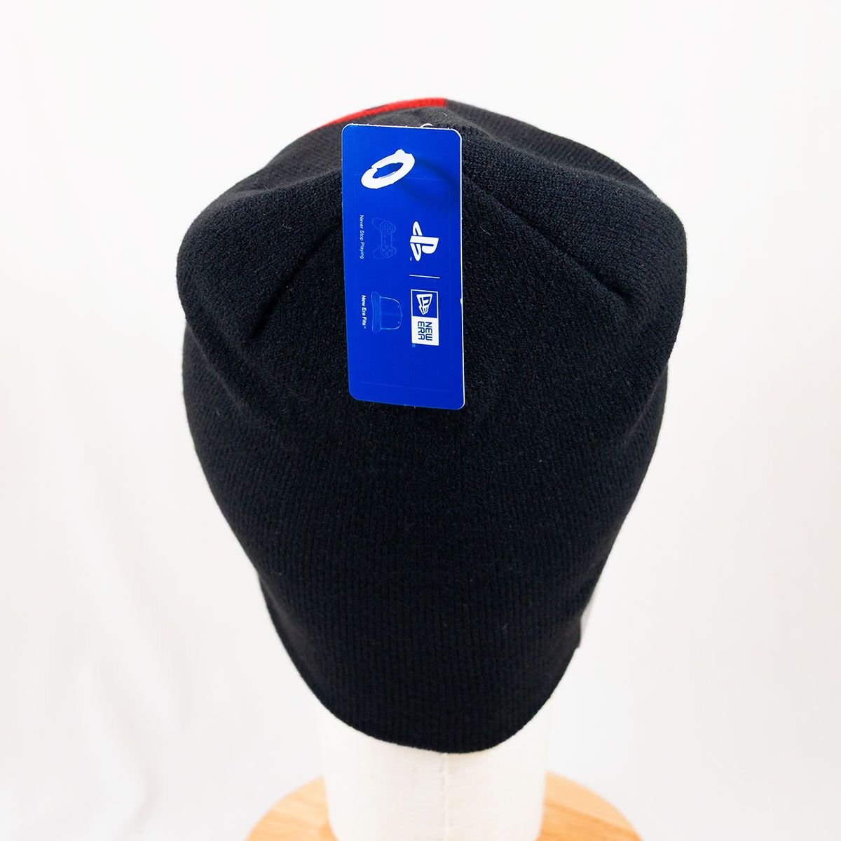 【ニューエラ正規品】ニューエラ New Era&reg; NEW ERA&reg; 帽子 ニット帽 ベーシック　ビーニー PlayStation プレイステーション 4カラー ファミリーマーク ブラック(商品番号：14693316)