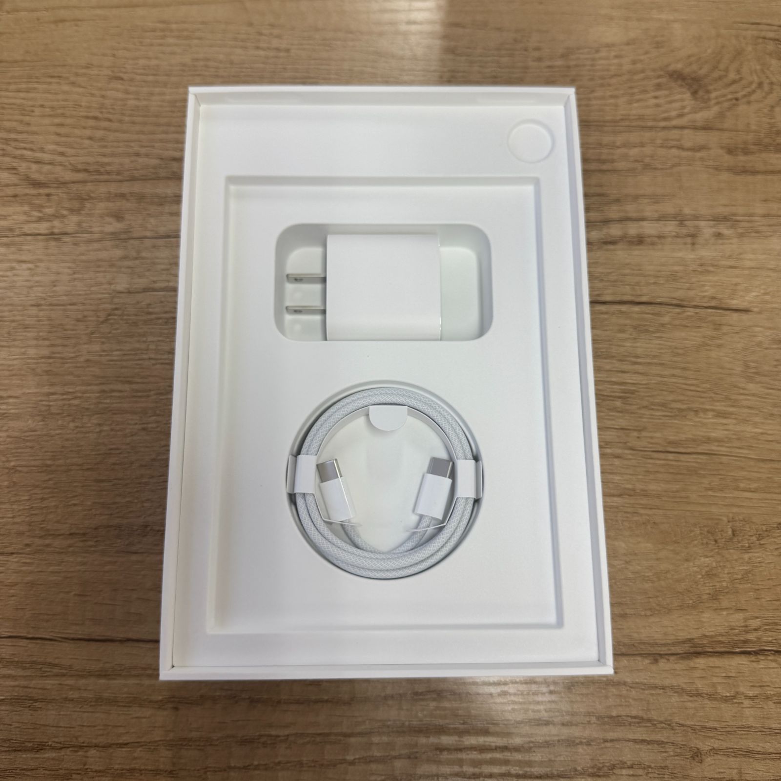 美品 iPad mini 7世代 128GB セルラー ブルー - メルカリ