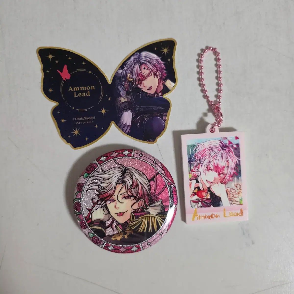 悪魔執事と黒い猫 3周年 アモン 缶バッジ 悪魔執事と黒い猫 あくねこ アモン 3周年 缶バッジ - メルカリ