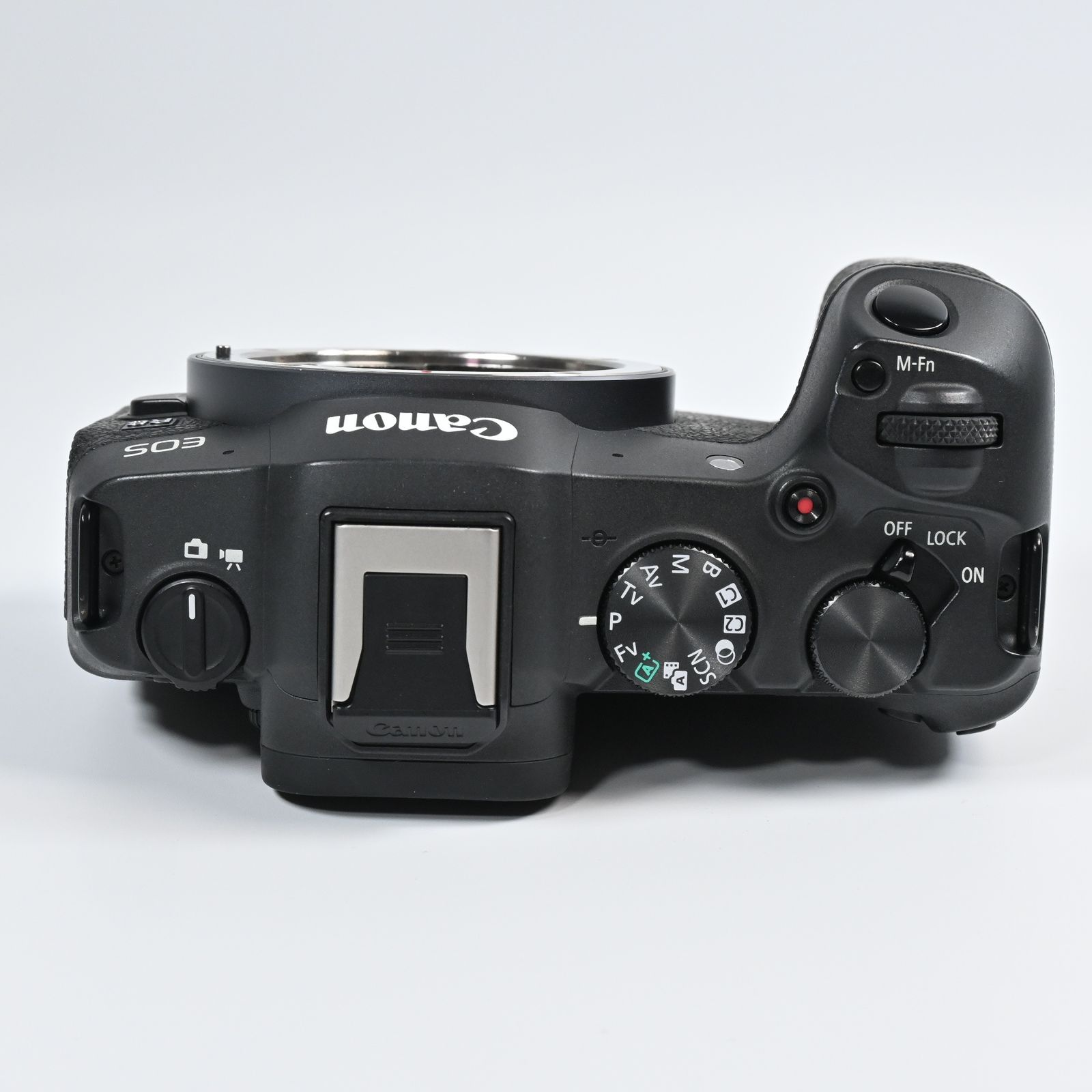 Canon EOS R8 ボディ ショット数12000以下 - メルカリ