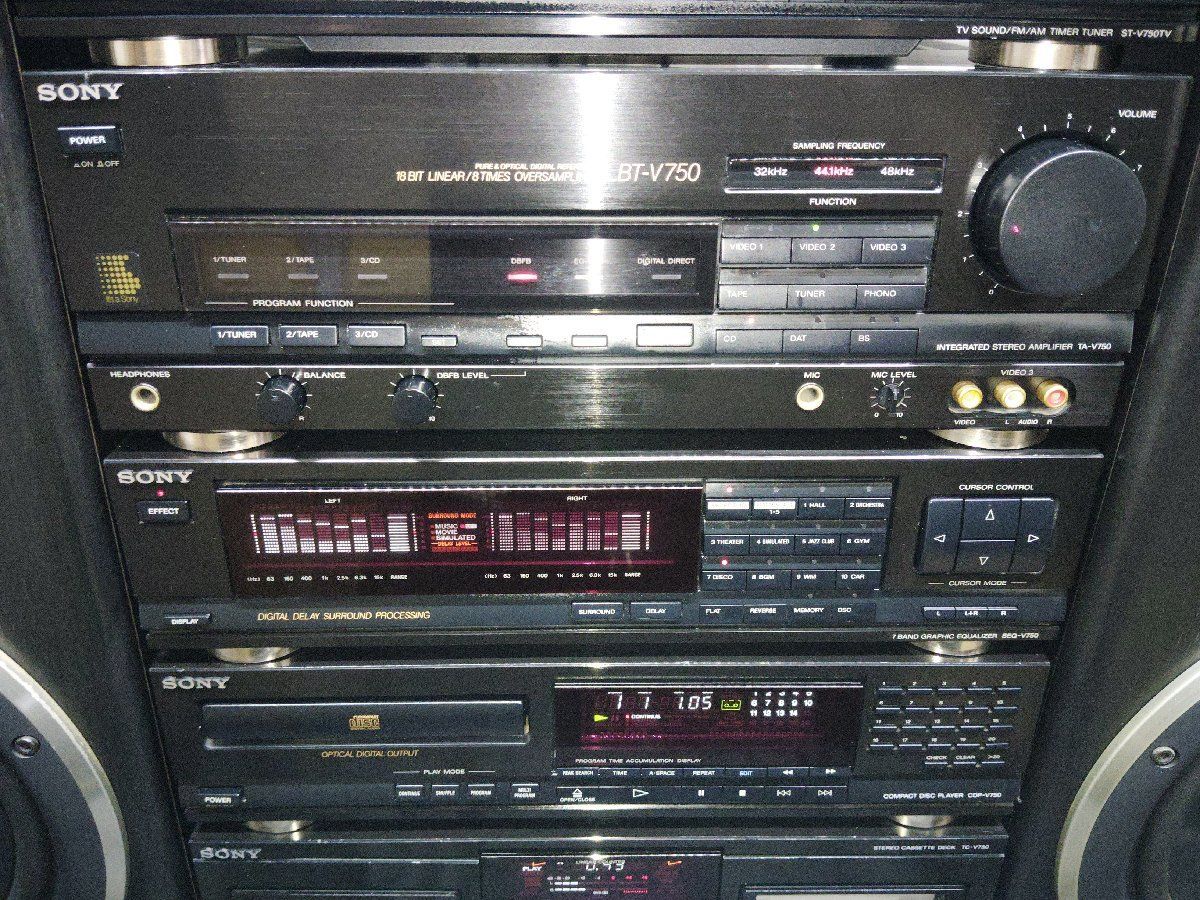 ラジオ・コンポ Sony V750 ラジオ・コンポ Sony V750 ステレオコンポ sony LBT-V750