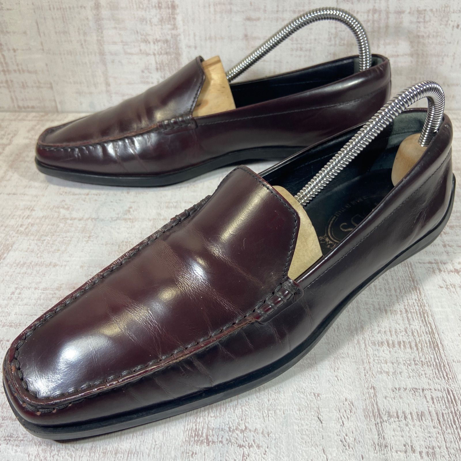 TOD'S トッズ ドライビングシューズ スリッポン レディース メンズ