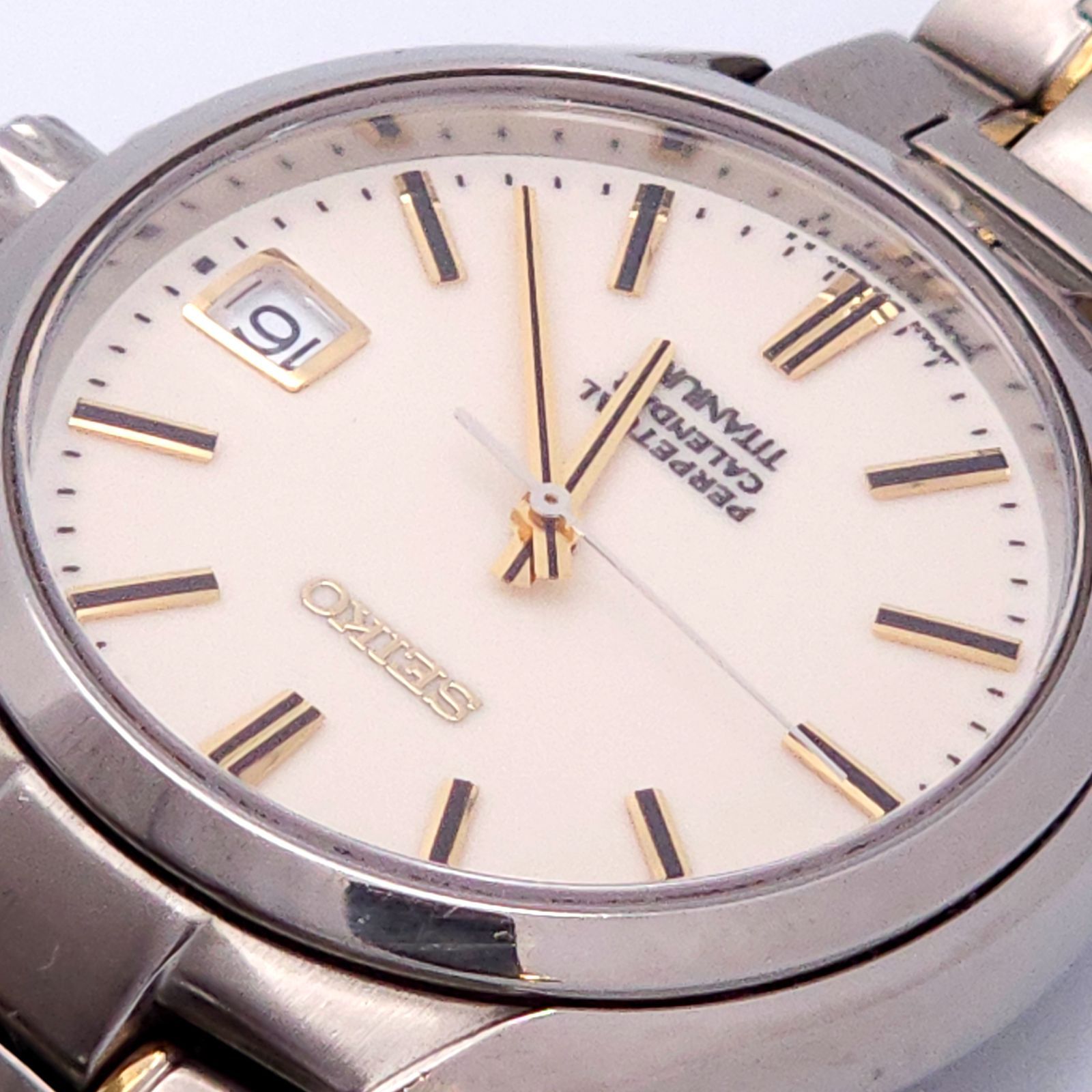 ☆良品 SEIKO セイコー パーペチュアルカレンダー 8F32-0400 QZ 動作品 