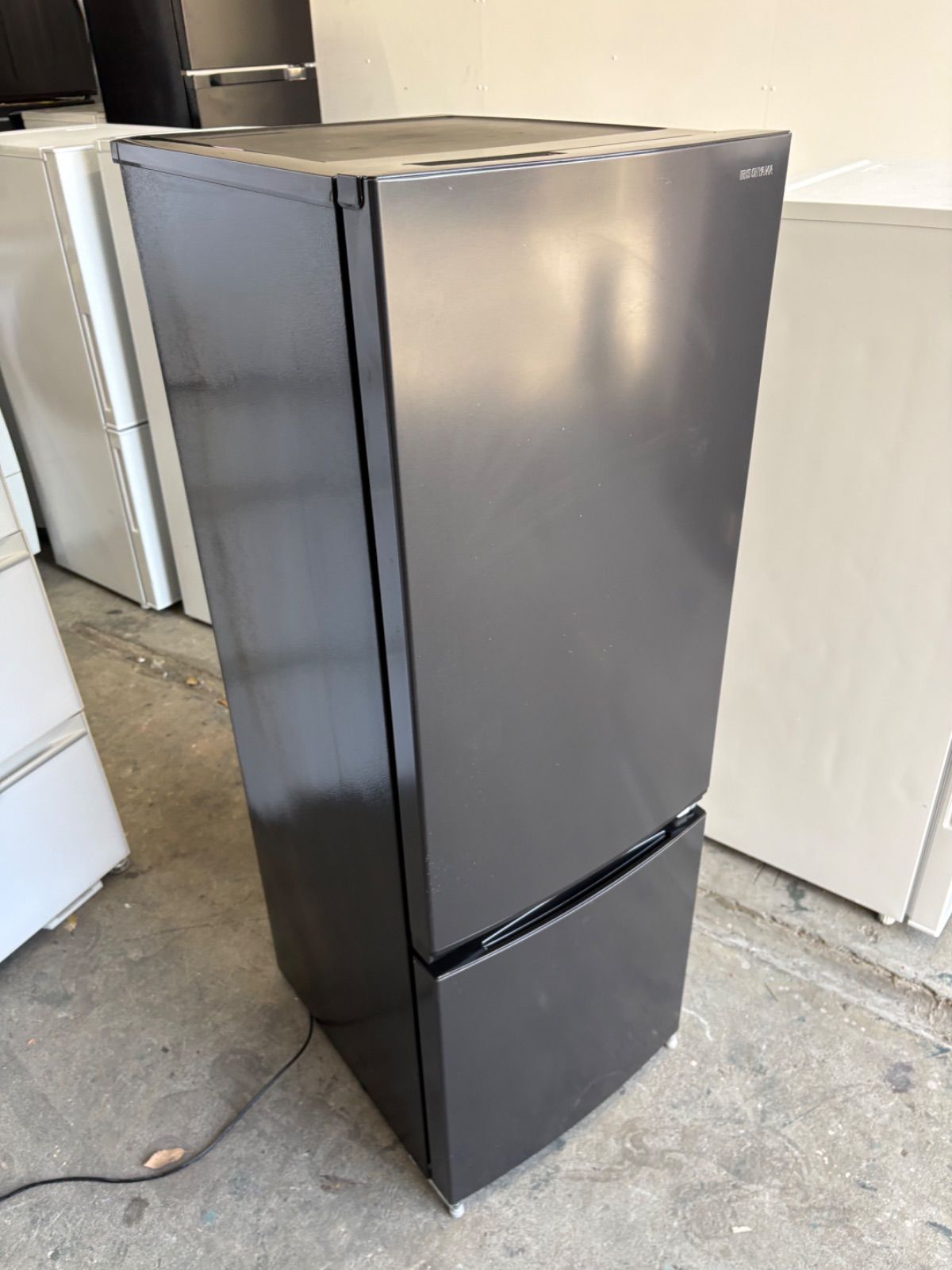 アイリスオーヤマ 冷蔵庫 171L IRSN-17A-B 2020年製 - メルカリ