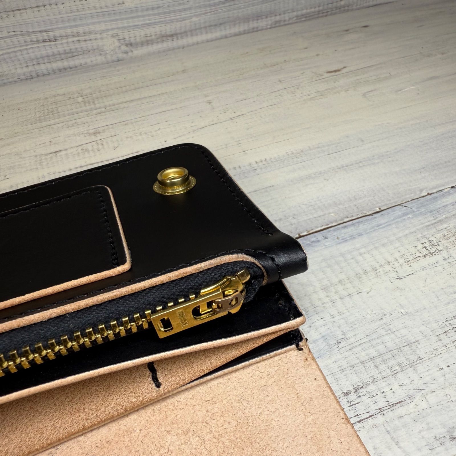 トラッカーウォレット ロング 3層】 ブラック 姫路 ゴールド