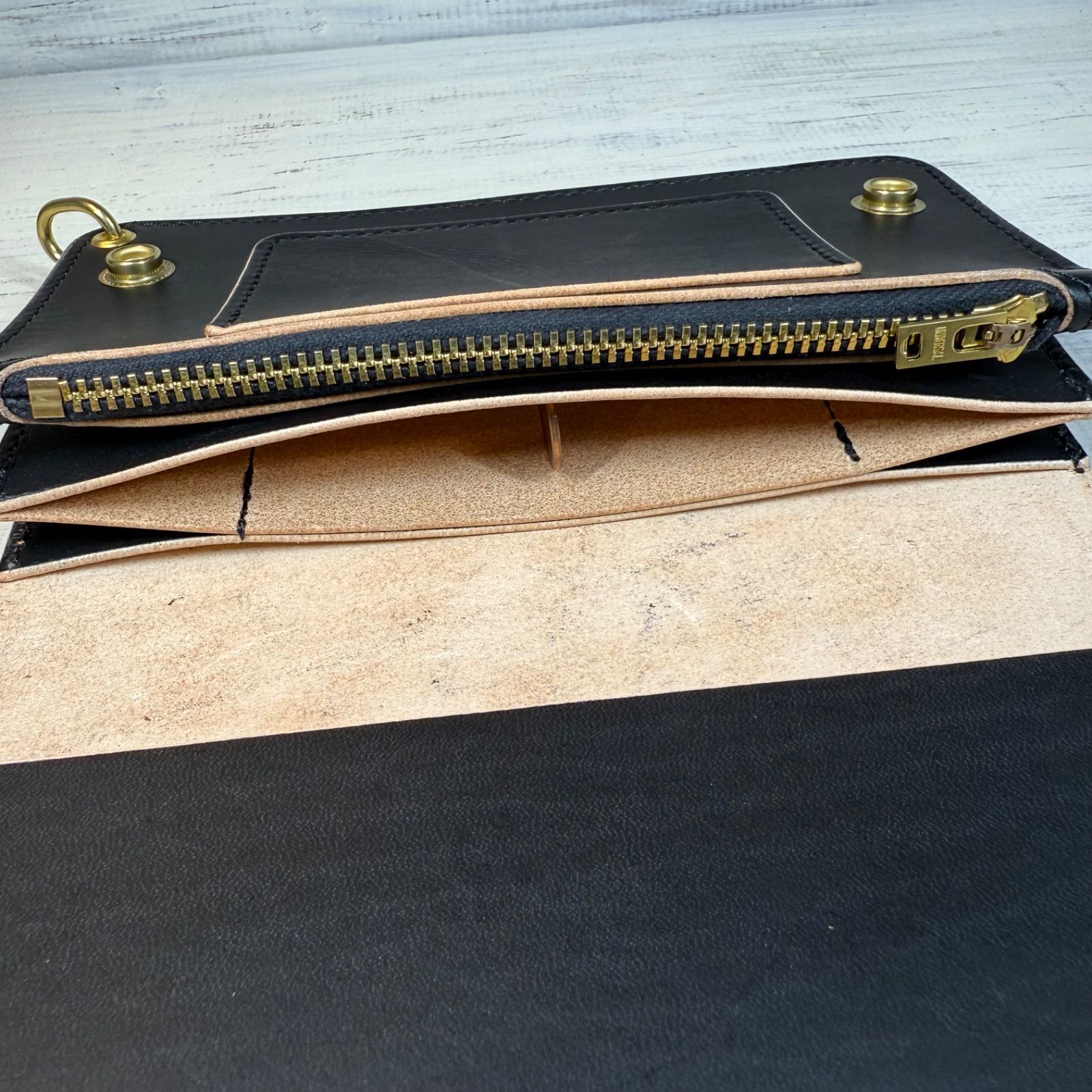 トラッカーウォレット ロング 3層】 ブラック 姫路 ゴールド