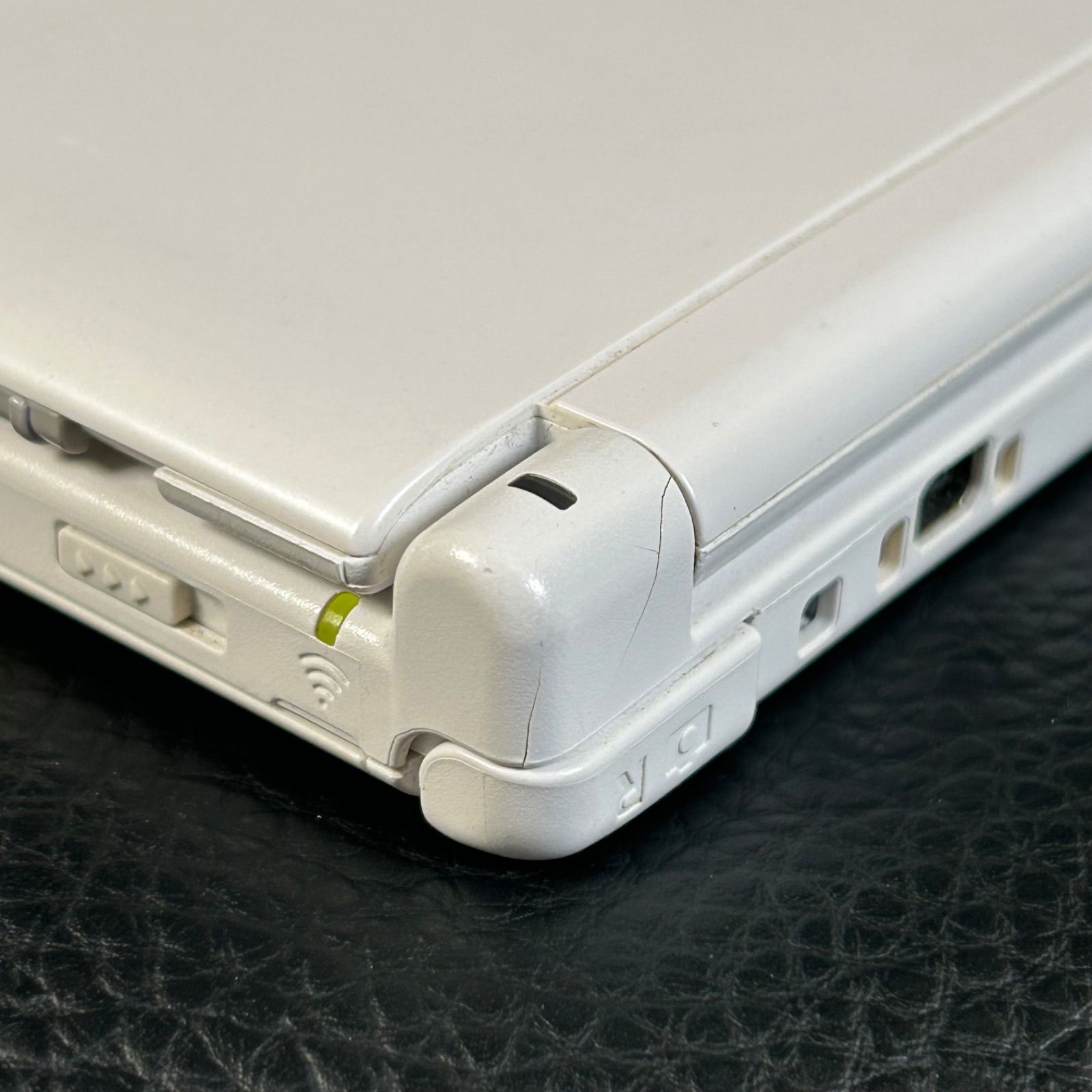 動作確認済 / 初期化済 / ソフト1個付属】NINTENDO 3DS LL SPR-001