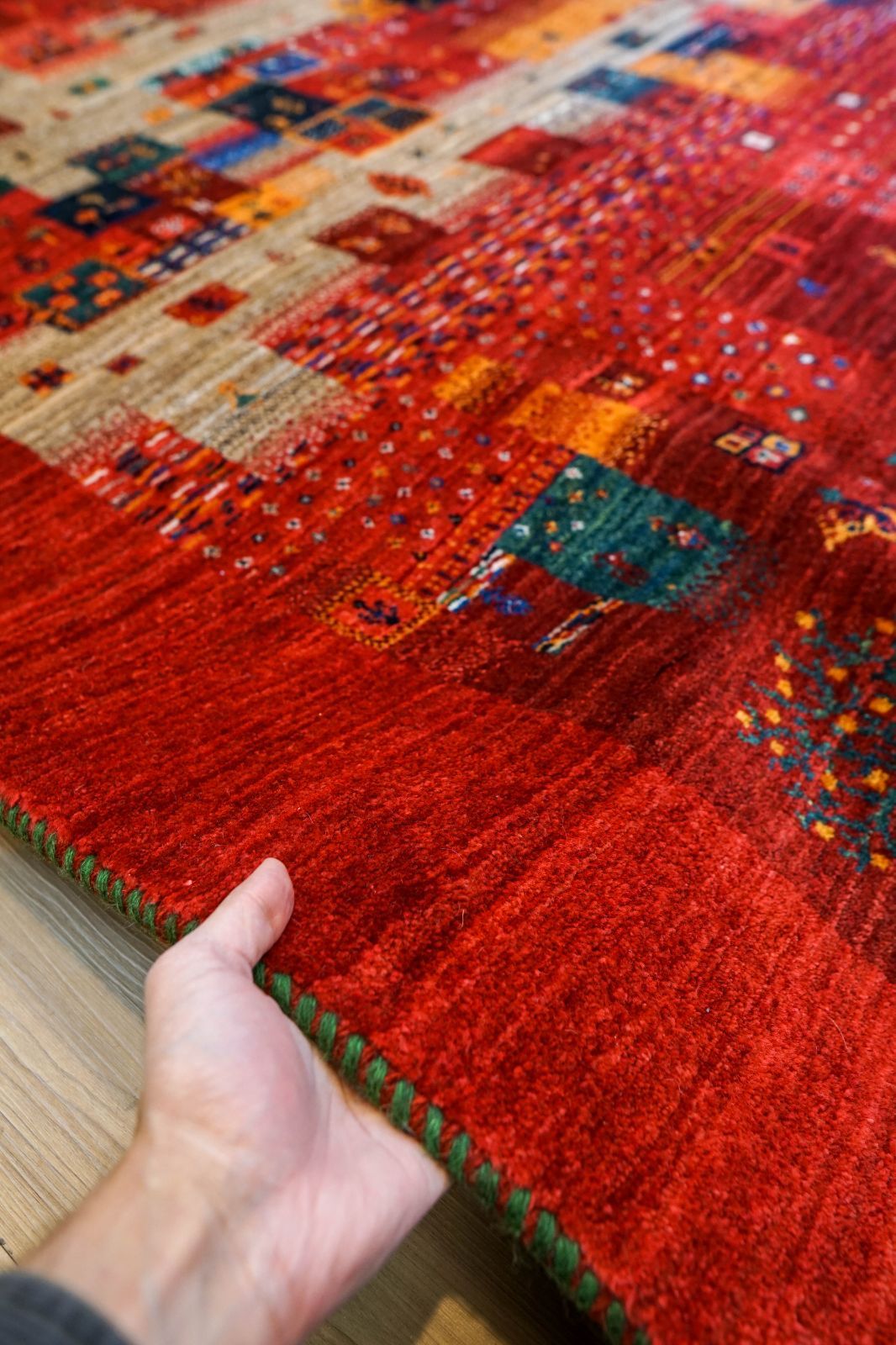 ペルシャ絨毯 カシュクリ ギャッベ リズバフトギヤべ 240×172cm - メルカリ