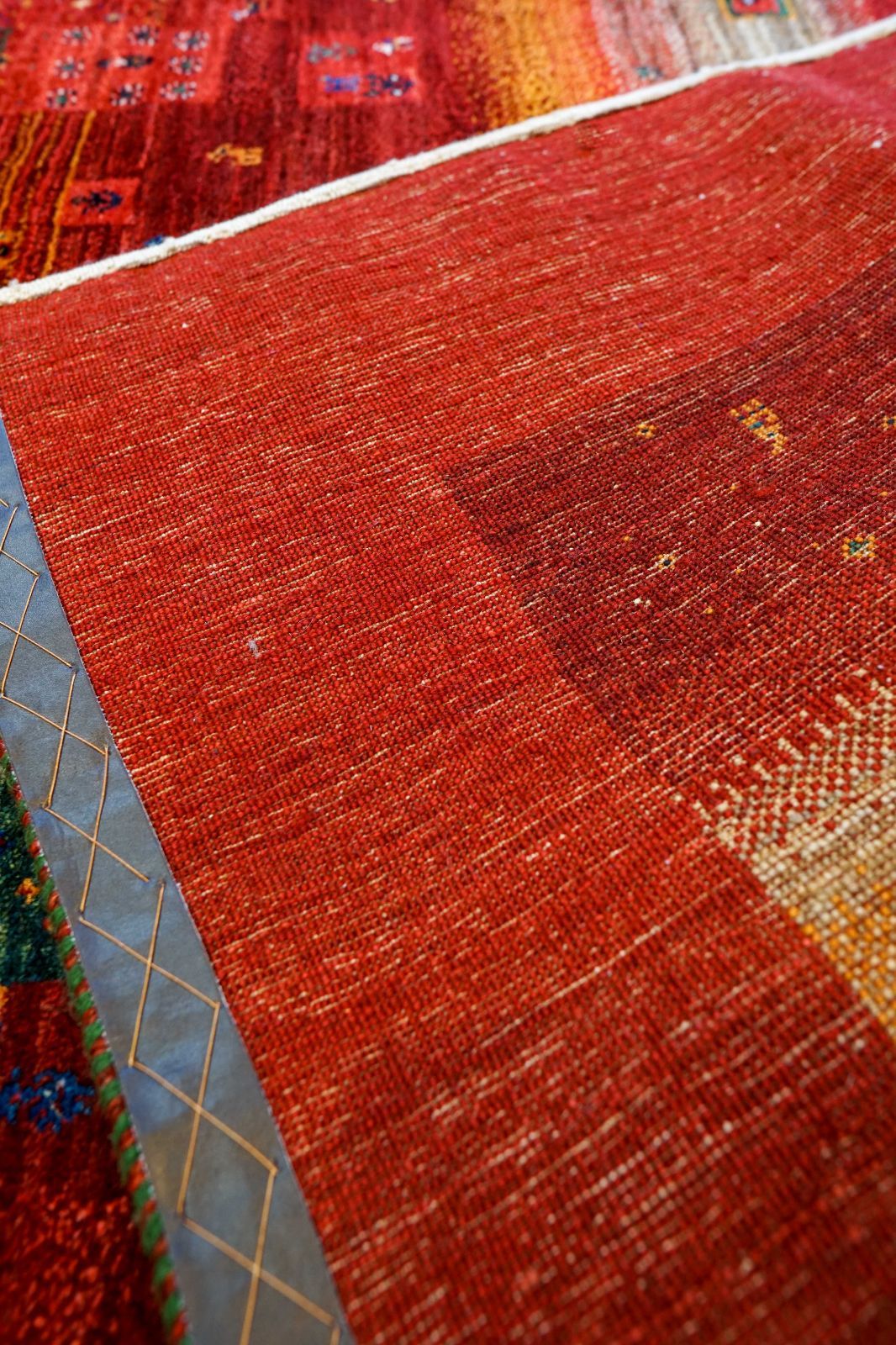 ペルシャ絨毯 カシュクリ ギャッベ リズバフトギヤべ 240×172cm - メルカリ