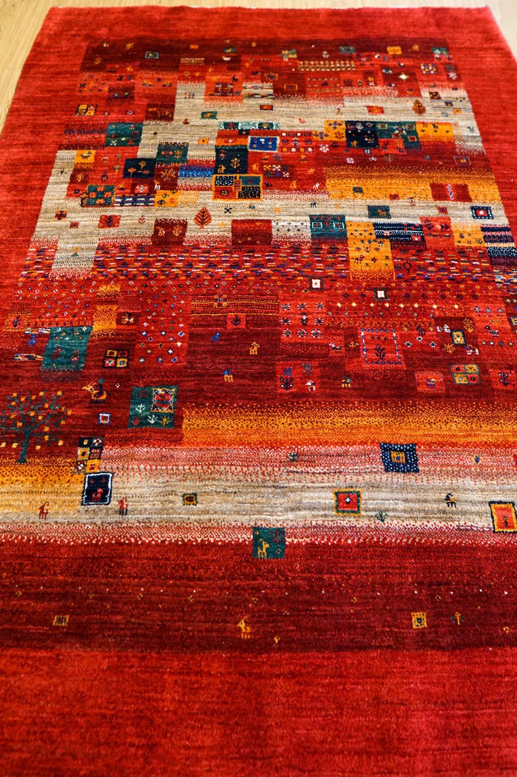 ペルシャ絨毯 カシュクリ ギャッベ リズバフトギヤべ 240×172cm - メルカリ