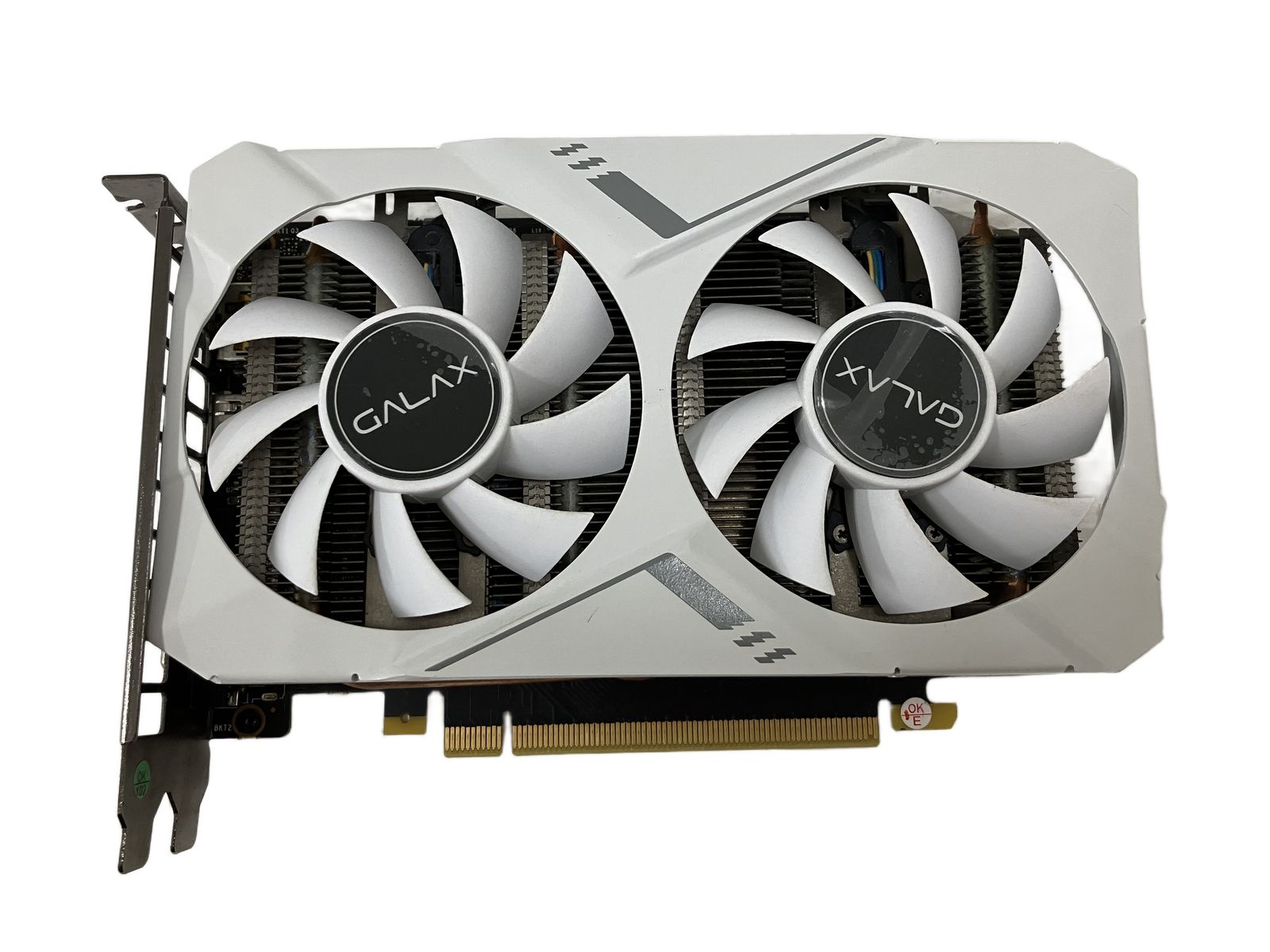 グラフィックボード・グラボ・ビデオカード GALAX RTX2070 White Mini-1 Click OC GeForce RTX2070 GALAX White MINI OC 中古 O10821398 - メルカリ