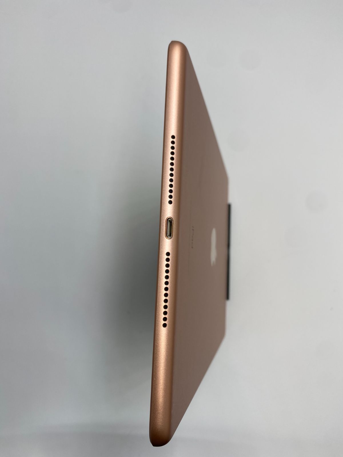 ジャンク品】:iPad6 Wi-Fiモデル 32GB ゴールド - メルカリ