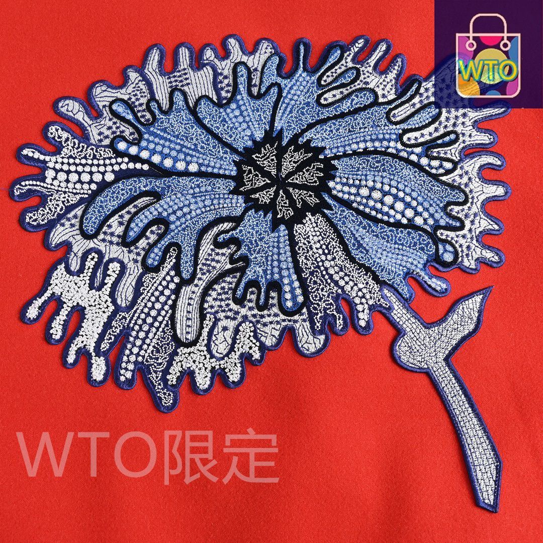 LOUIS VUITTON バーガンディ 花刺繍 生地 Some autumn favorites from our catalog! Which one would you choose