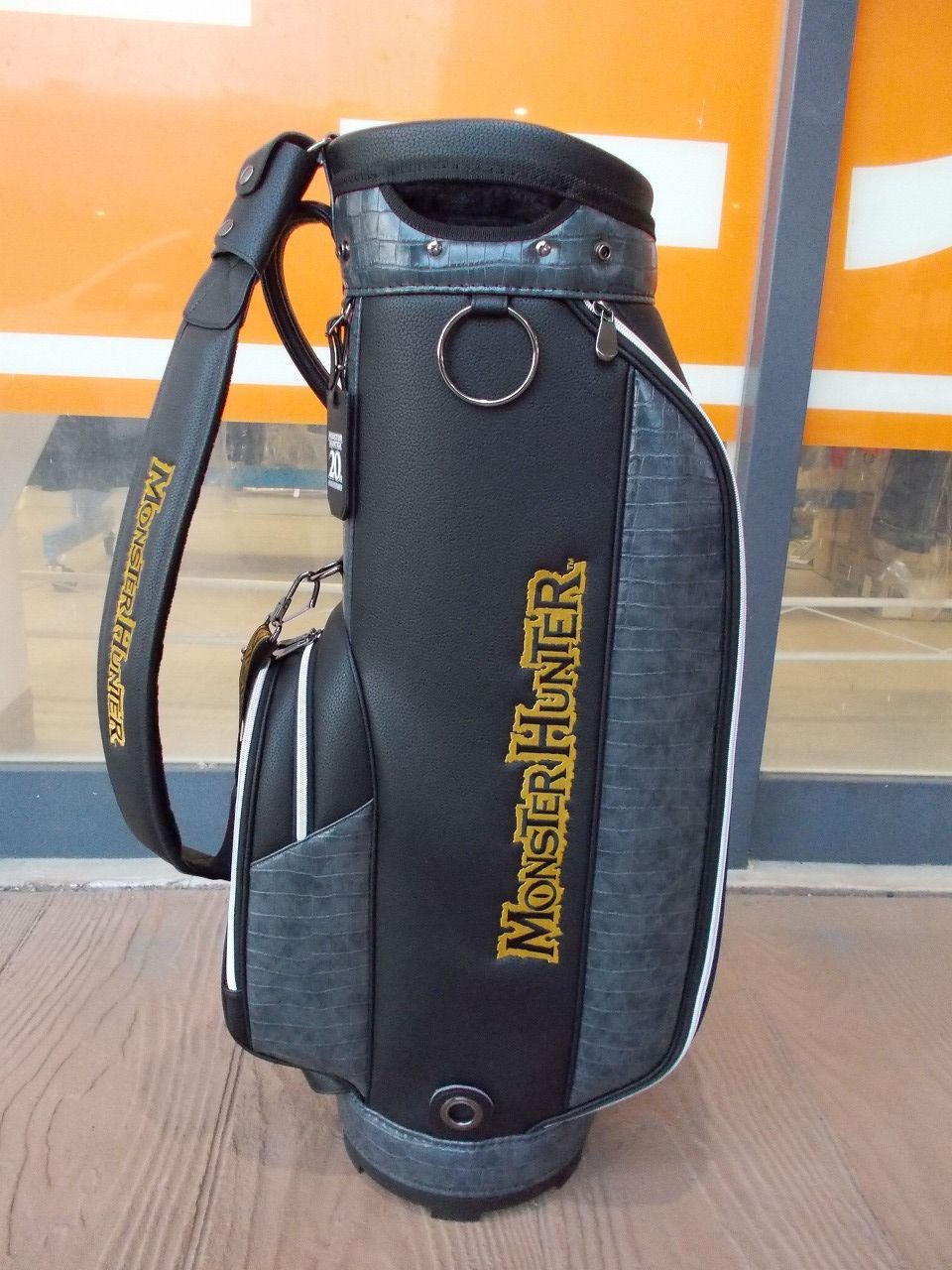 MONSTER HUNTER 20周年記念キャディバッグ 数量限定】MONSTER HUNTER