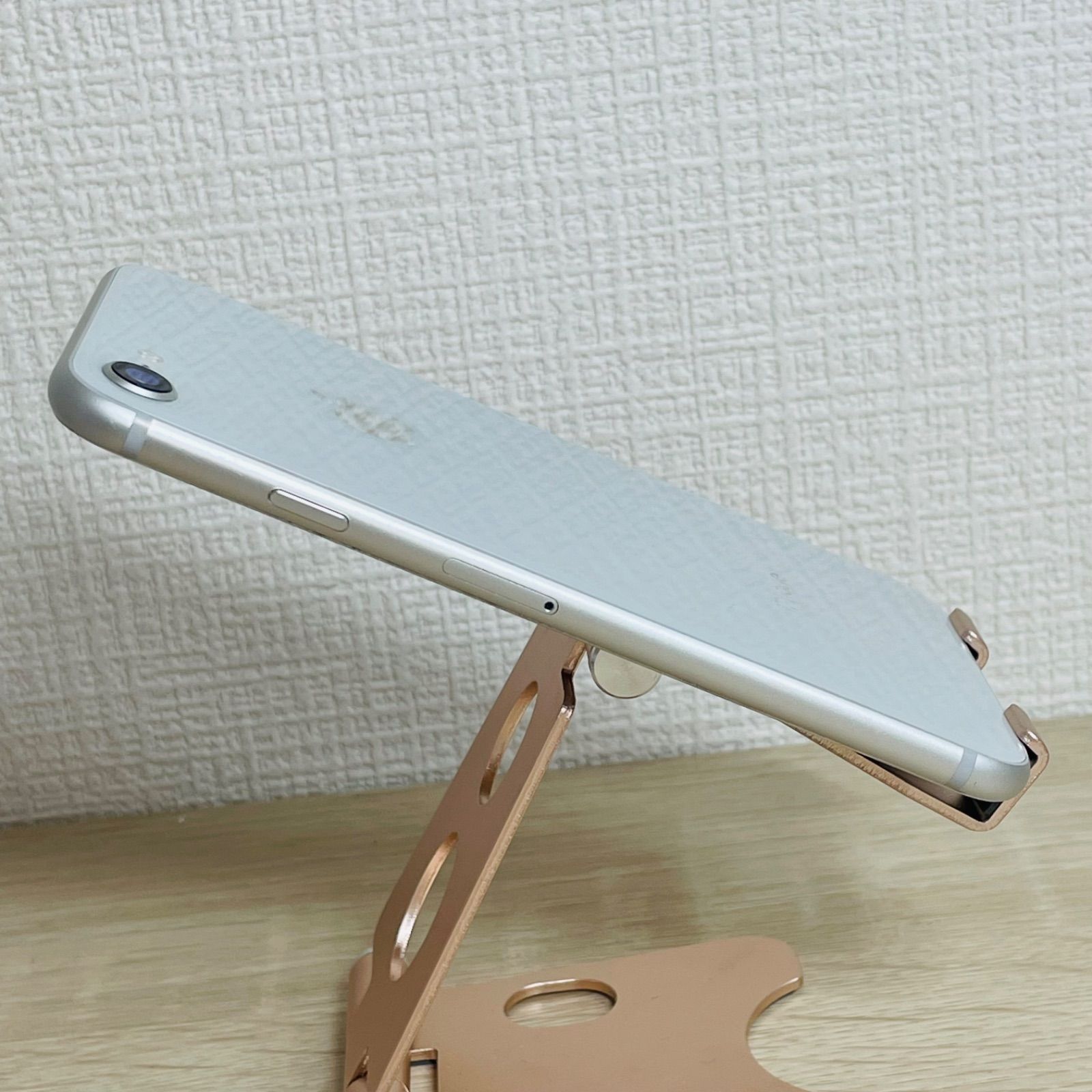 iPhone 8 64GB シルバー｜バッテリー交換済・動作確認済み - メルカリ