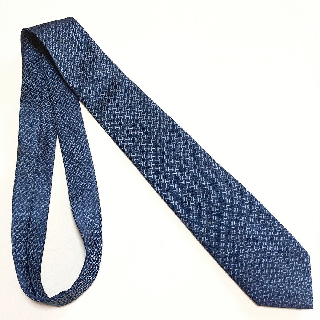 未使用級 エルメス HERMES ネクタイ シルク100% ネイビー / ブルー H柄