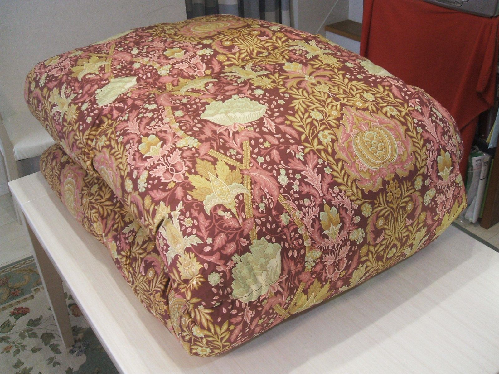 ダブル）新品【六つ星】ブラック ＊フランスプレミアムダウン産95